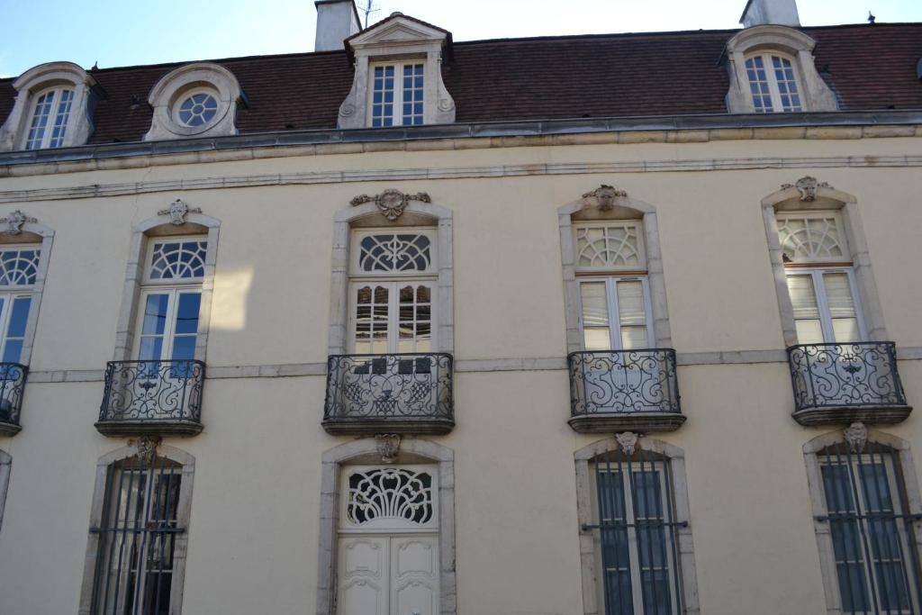 Les Charmottes Apartment Nuits-Saint-Georges Exterior photo